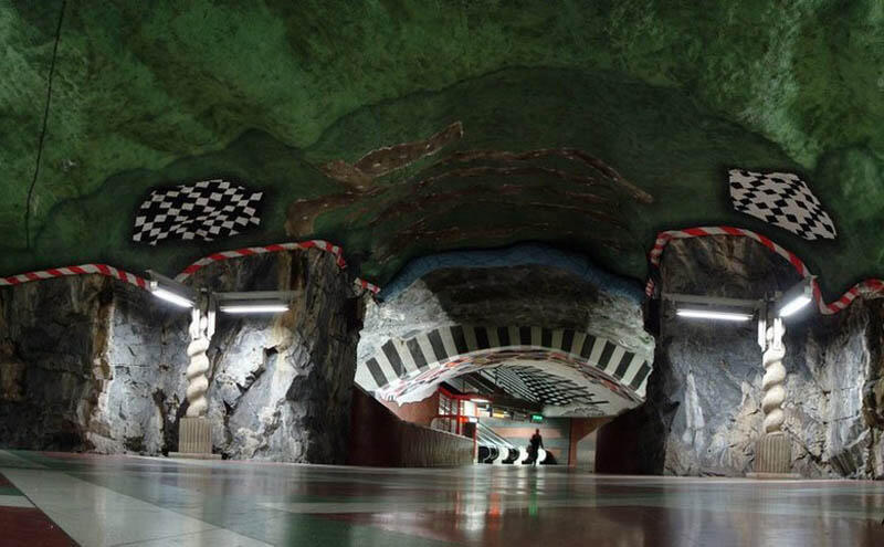 10 Stasiun Horor di Dunia