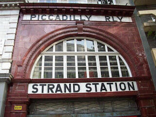 10 Stasiun Horor di Dunia