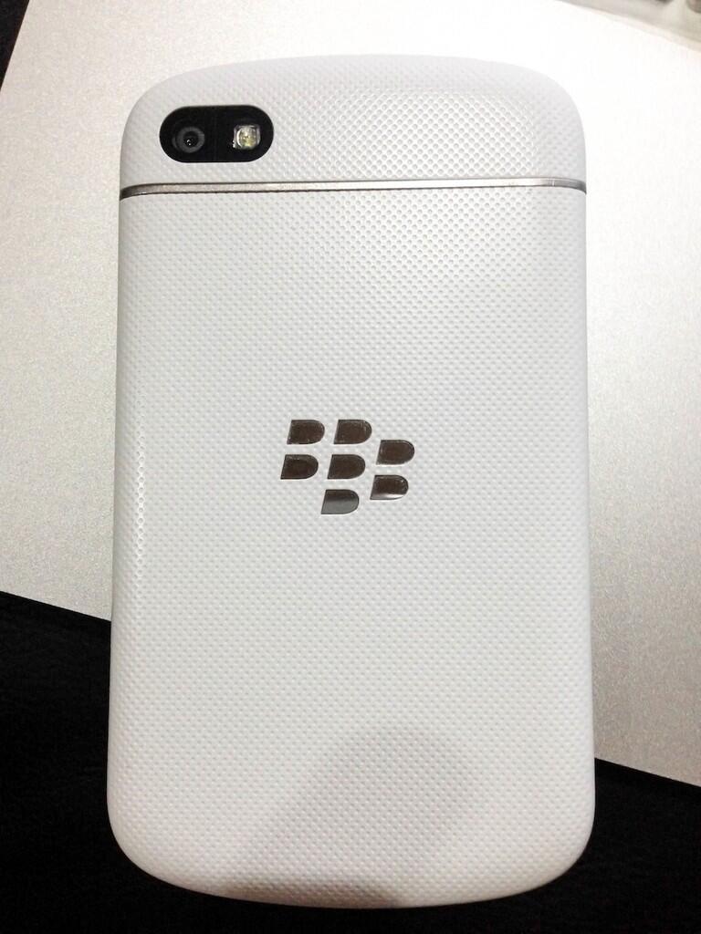 FS : BlackBerry Q10 (White)