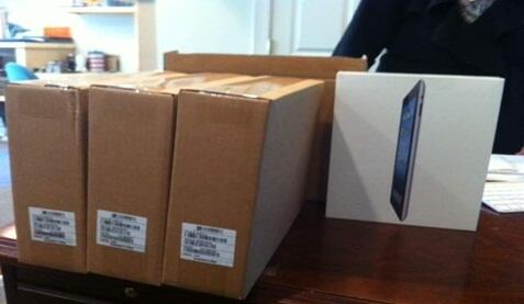 Samsung Note 3 RP.1,800,000, Apple iPhone 5s 16gb Rp.2,200,000, Sony Z2 Rp.1,700,000,