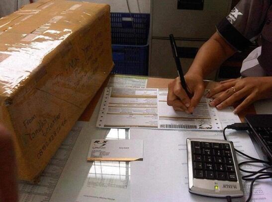 Samsung Note 3 RP.1,800,000, Apple iPhone 5s 16gb Rp.2,200,000, Sony Z2 Rp.1,700,000,