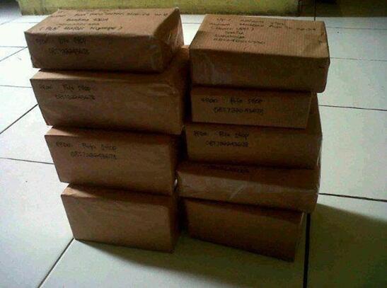 Samsung Note 3 RP.1,800,000, Apple iPhone 5s 16gb Rp.2,200,000, Sony Z2 Rp.1,700,000,