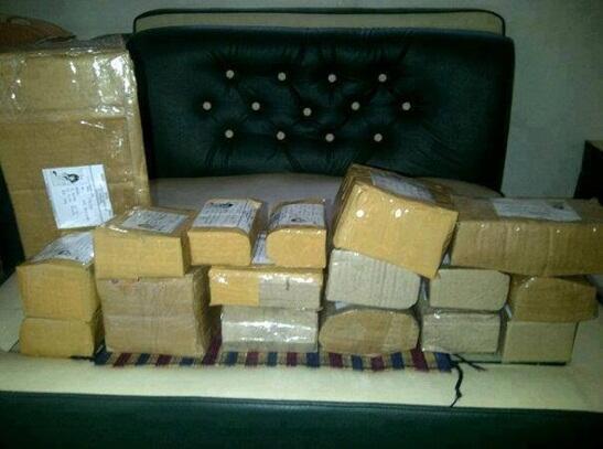 Samsung Note 3 RP.1,800,000, Apple iPhone 5s 16gb Rp.2,200,000, Sony Z2 Rp.1,700,000,