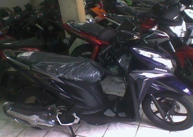 Honda Vario Techno 125 CBS ISS - 2014 Baru ( Promo Kredit )
