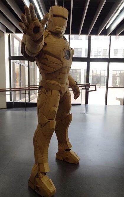 Karya Seni Kardus Lainnya yg Memukau dari Seniman Pencipta IronMan Kardus
