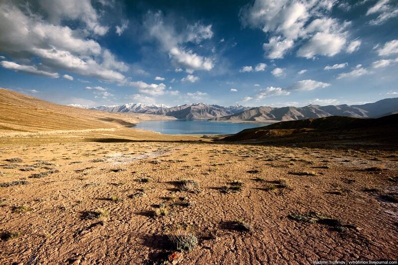 Indahnya Pemandangan sekitar Pamir Mountains gan