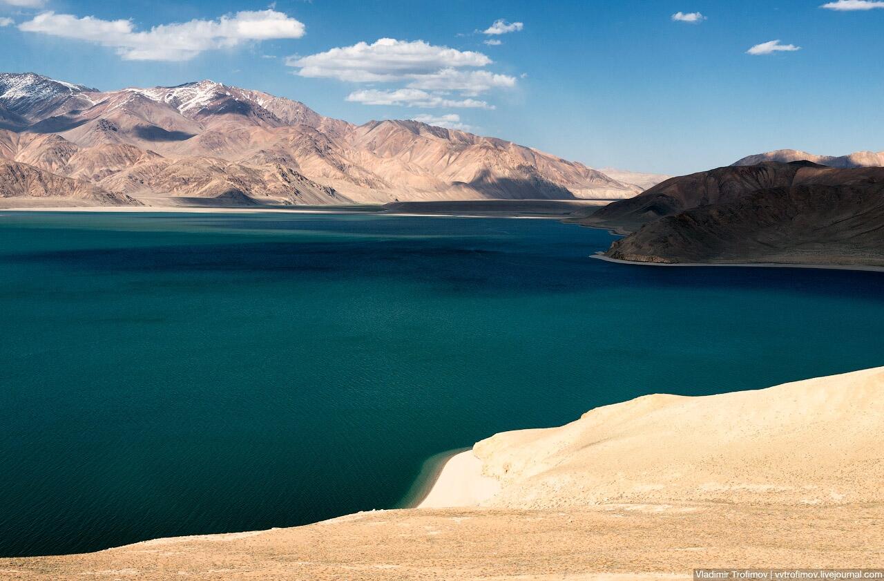 Indahnya Pemandangan sekitar Pamir Mountains gan