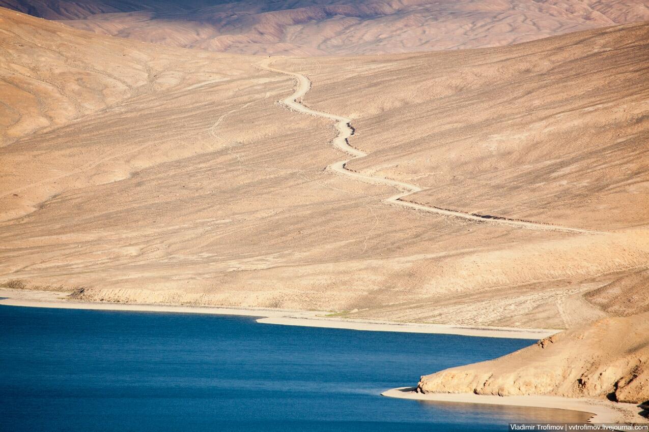 Indahnya Pemandangan sekitar Pamir Mountains gan