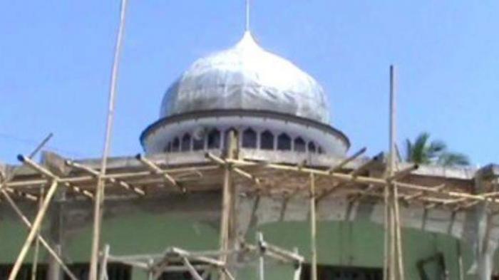 Sejumlah Caleg Minta Sumbangan untuk Masjid Dikembalikan