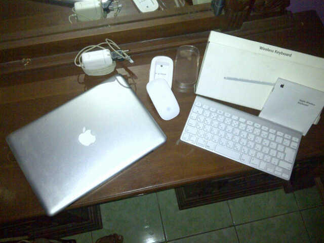 laptop apple macbook pro bonus keyboard & mouse wireless