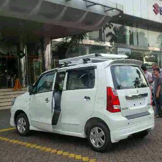 PROMO KHUSUS BULAN NOVEMBER SUZUKI MOBIL ERTIGA APV GRAND VITARA SWIFT SPLASH WAGON R