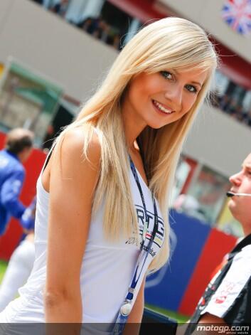 Kumpulan foto paddock girl MotoGP 2013