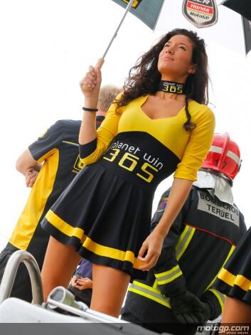 Kumpulan foto paddock girl MotoGP 2013