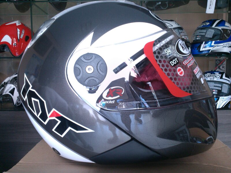 helm kyt x rockets