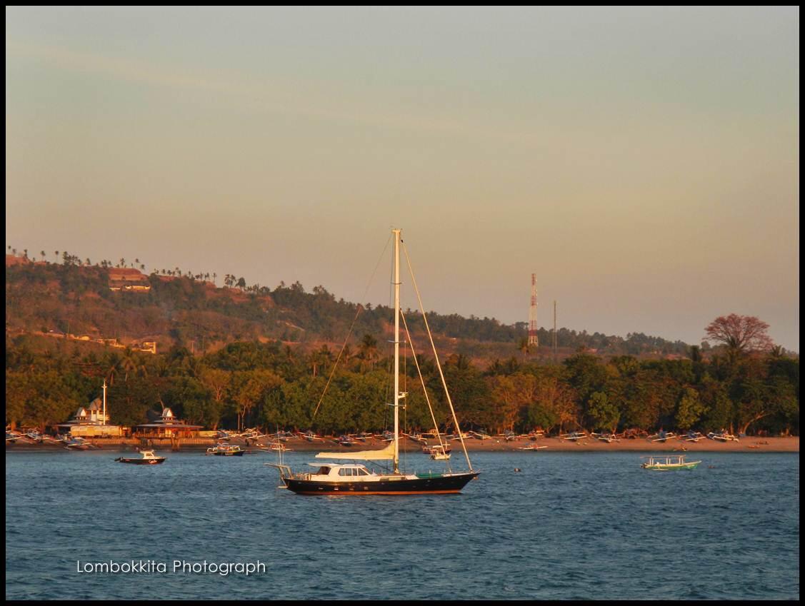 PANTAI SENGGIGI, TEMPAT EKSOTIS DI PULAU LOMBOK &#91;KEREN+PIC&#93;