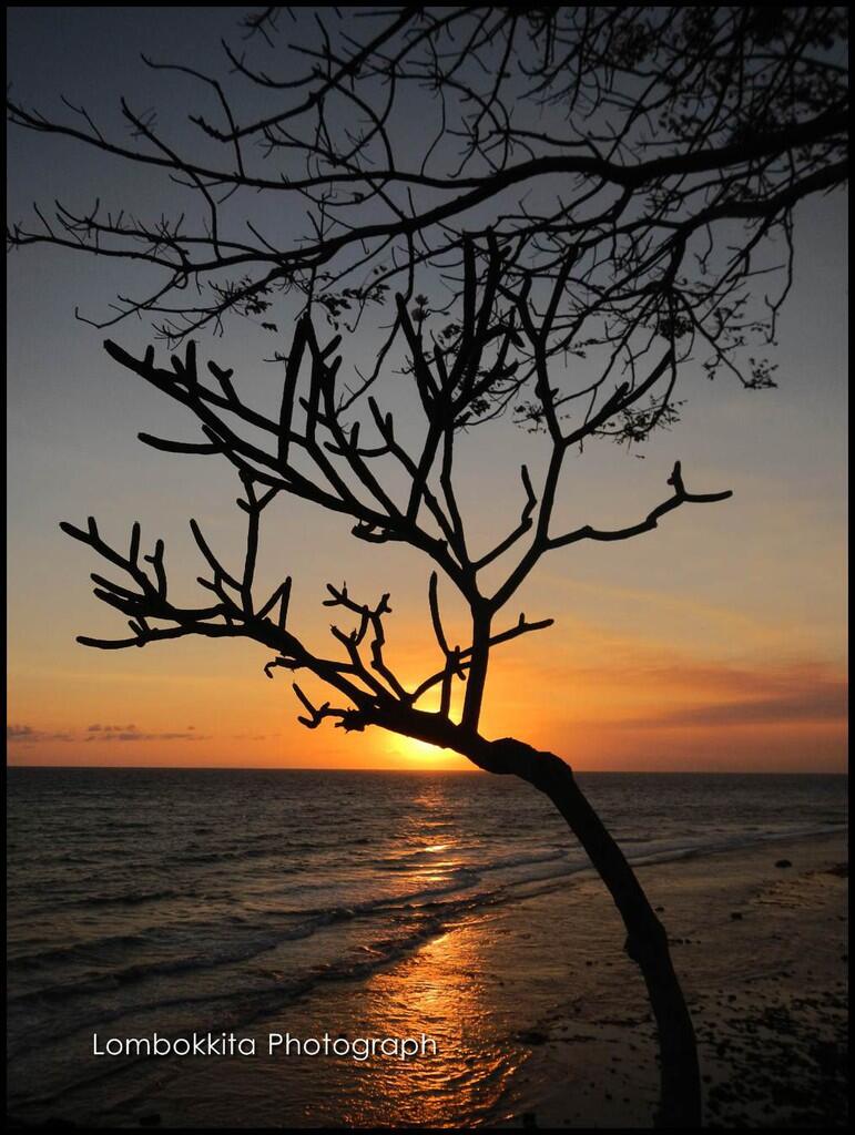 PANTAI SENGGIGI, TEMPAT EKSOTIS DI PULAU LOMBOK &#91;KEREN+PIC&#93;