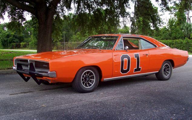 Mau naik mobil harus jadi kaya gini toss!!!