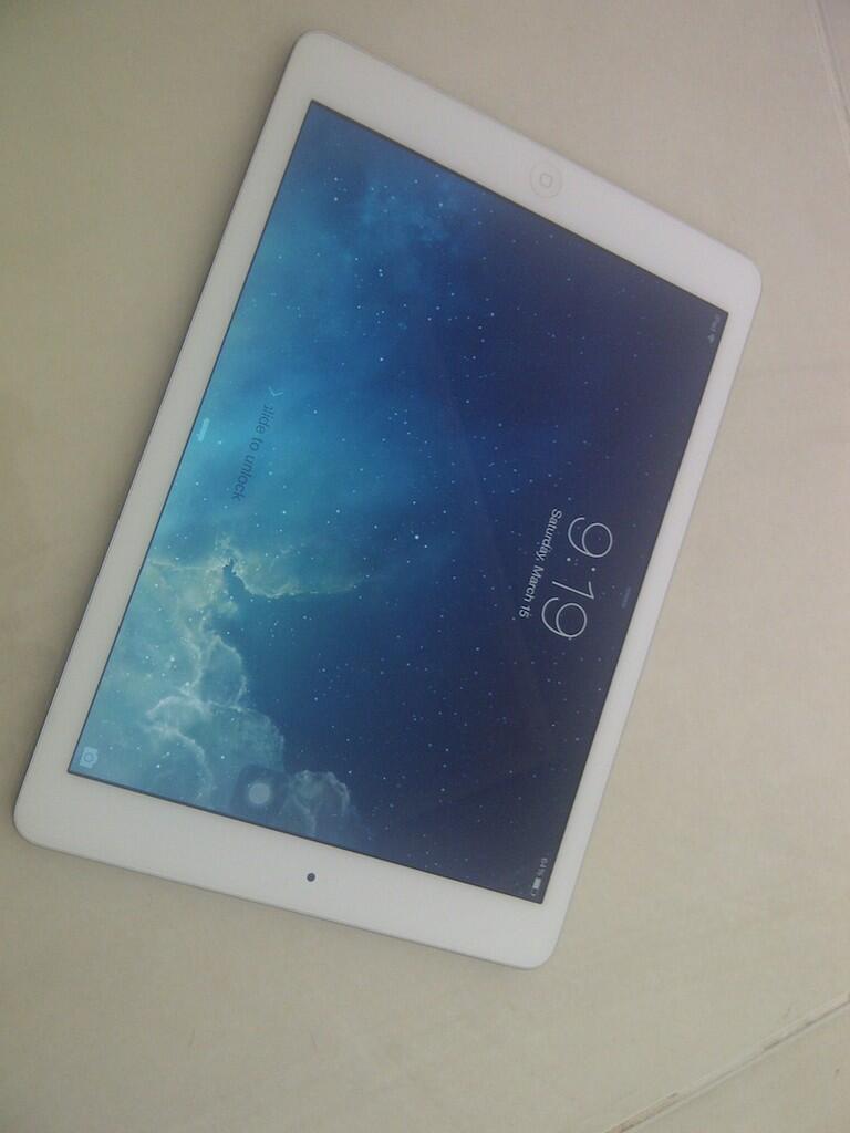 JUAL IPAD AIR 32GB WHITE HARGA SUPER ISTIMEWA