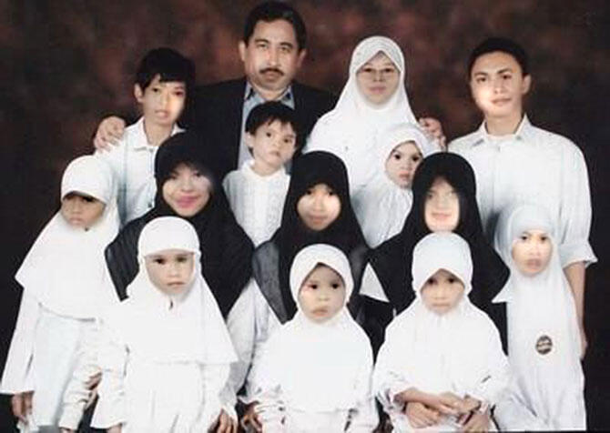 gan satu kalimat untuk PKS
