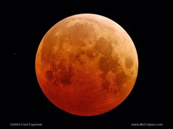 &quot;Bulan Berdarah/Blood Red Moon&quot; pada tanggal 15/04/14