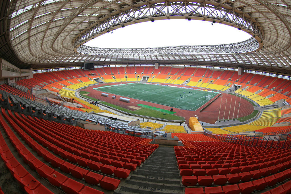 Stadion LUZHNIKI, Kembaran Stadion GBK