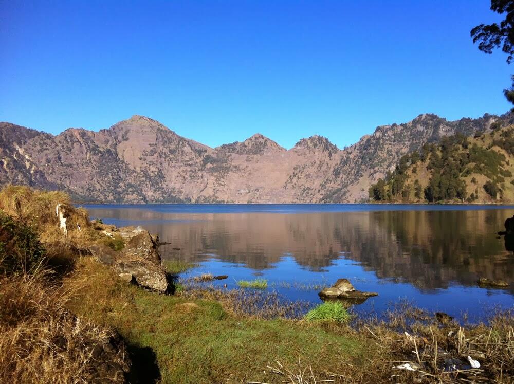 Gunung Rinjani: Menyingkap Panorama Alam Rumah dari Dewi Anjani &#91;PIC&#93;