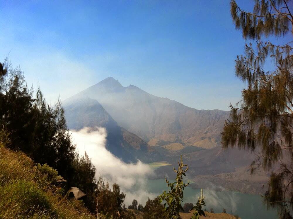 Gunung Rinjani: Menyingkap Panorama Alam Rumah dari Dewi Anjani &#91;PIC&#93;