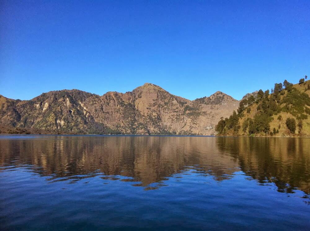 Gunung Rinjani: Menyingkap Panorama Alam Rumah dari Dewi Anjani &#91;PIC&#93;