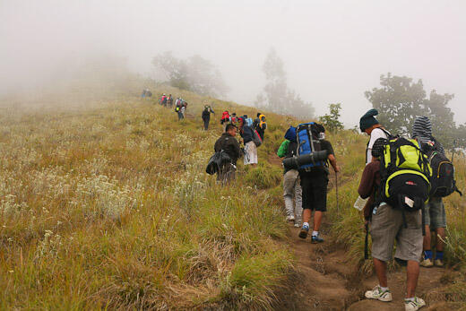 Gunung Rinjani: Menyingkap Panorama Alam Rumah dari Dewi Anjani &#91;PIC&#93;
