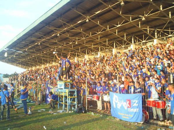 Suporter-suporter Fanatik di Indonesia