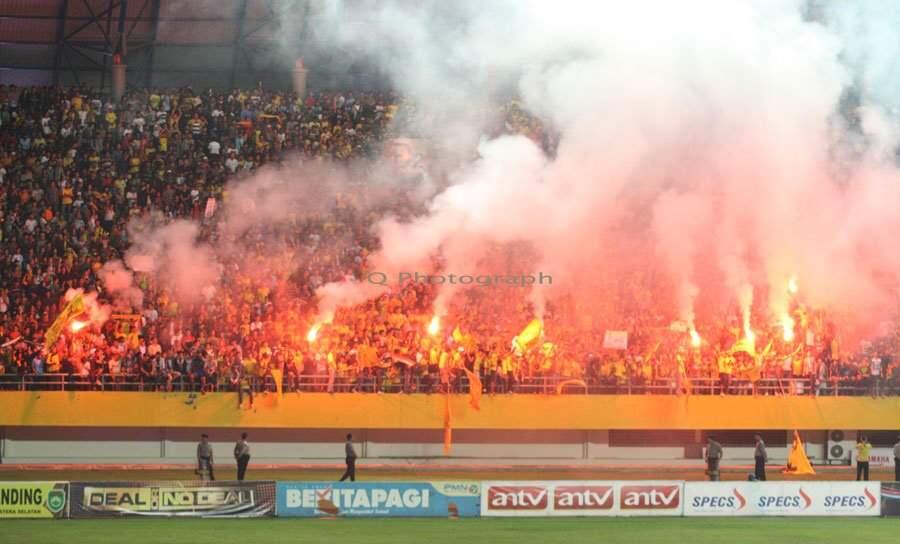 Suporter-suporter Fanatik di Indonesia