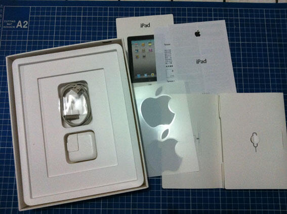 iPad 1 64gb 3g+WiFi + bonus iPod touch 1, bandung COD