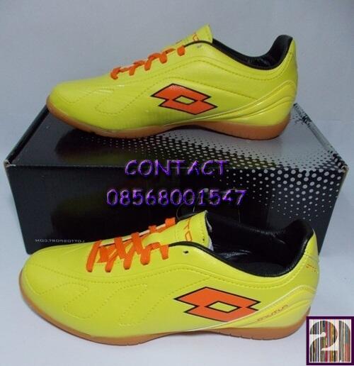 Terjual Sepatu Futsal Lotto Umbro Reebok Original Murah 