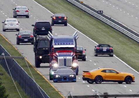 HOT! Ini Dia Deretan 11 Mobil &amp; Robot Super di Transformers 4 the Age of Extinction