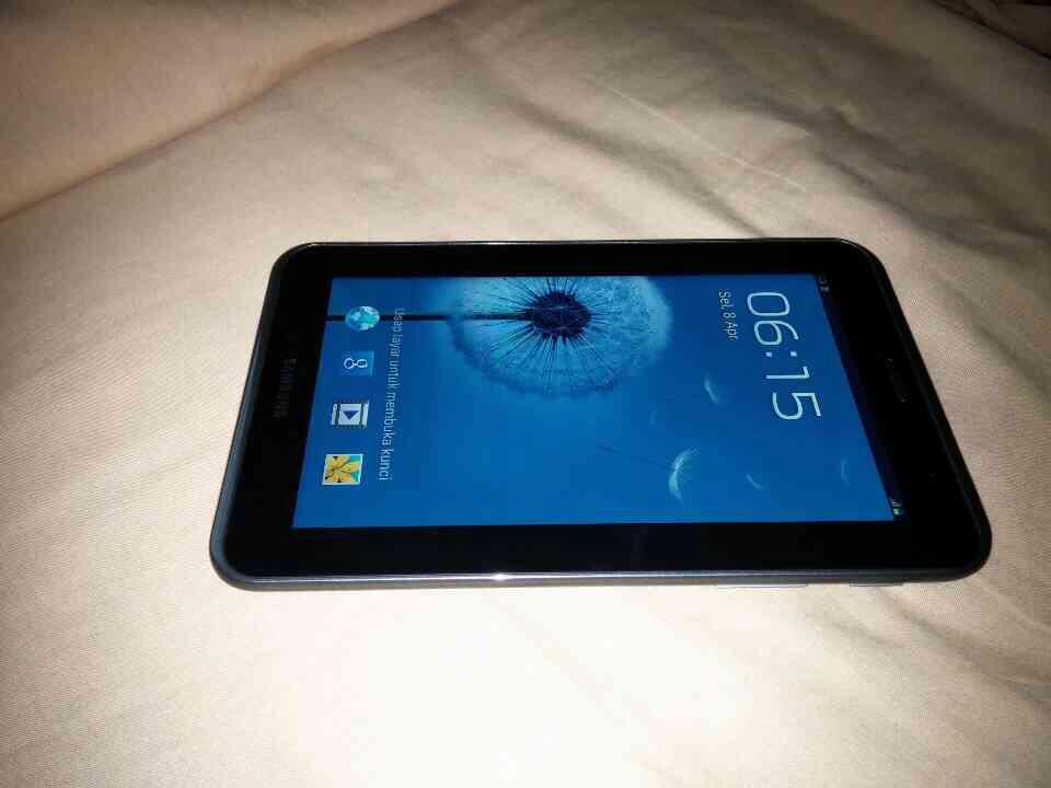 JUAL SAMSUNG GALAXY TAB 2 7.0" MULUSSS MURAH ABIS BOLEH NEGO! MAMPIR DULU GANNN