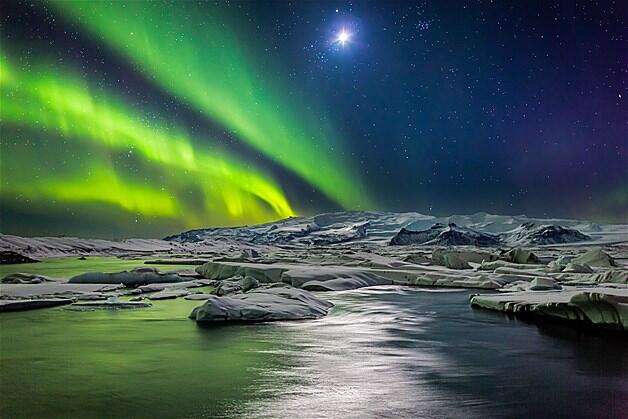 Parade Aurora Borealis