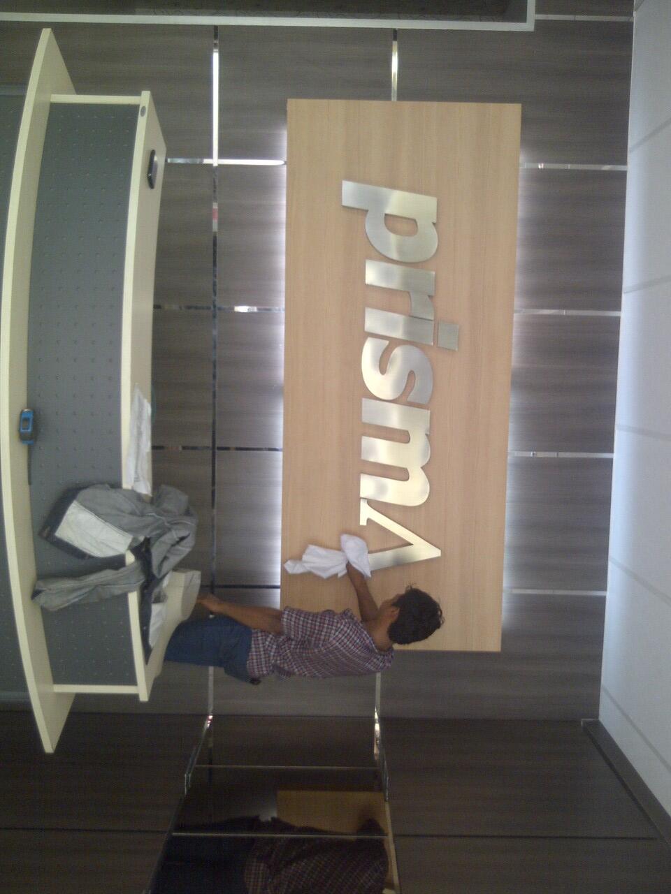 JASAPEMBUATANSIGNAGE,BILLBOARD,NEONBOX,NEON/PYLONSIGN,LETTER TIMBUL,PAJAK REKLAME