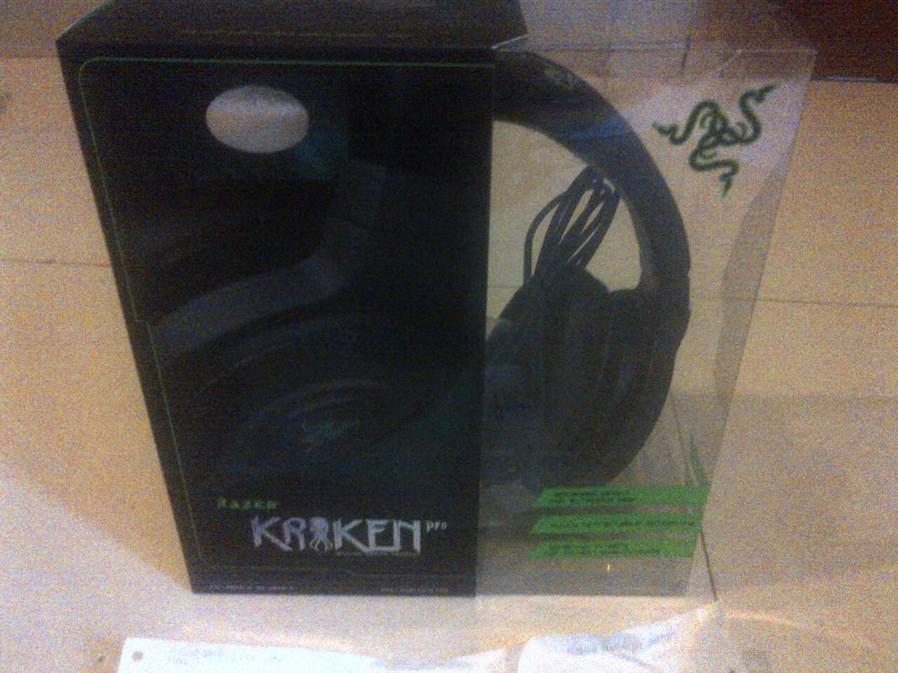 Jual PSP 3006 PB, Headset Razor Kraken Pro dan Kana Dota 2 mouse. Barang second.