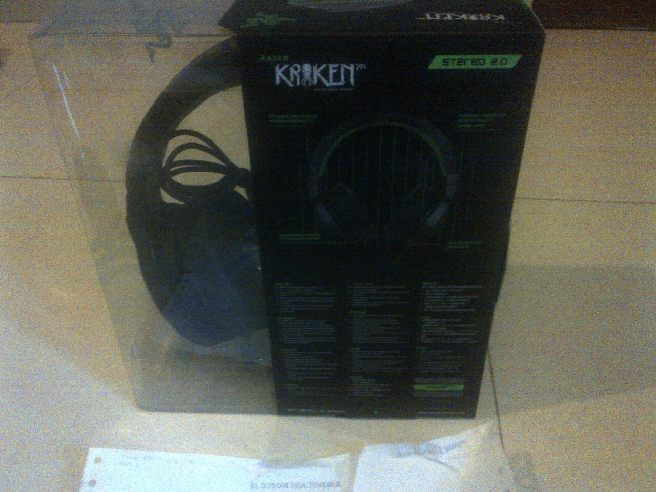Jual PSP 3006 PB, Headset Razor Kraken Pro dan Kana Dota 2 mouse. Barang second.