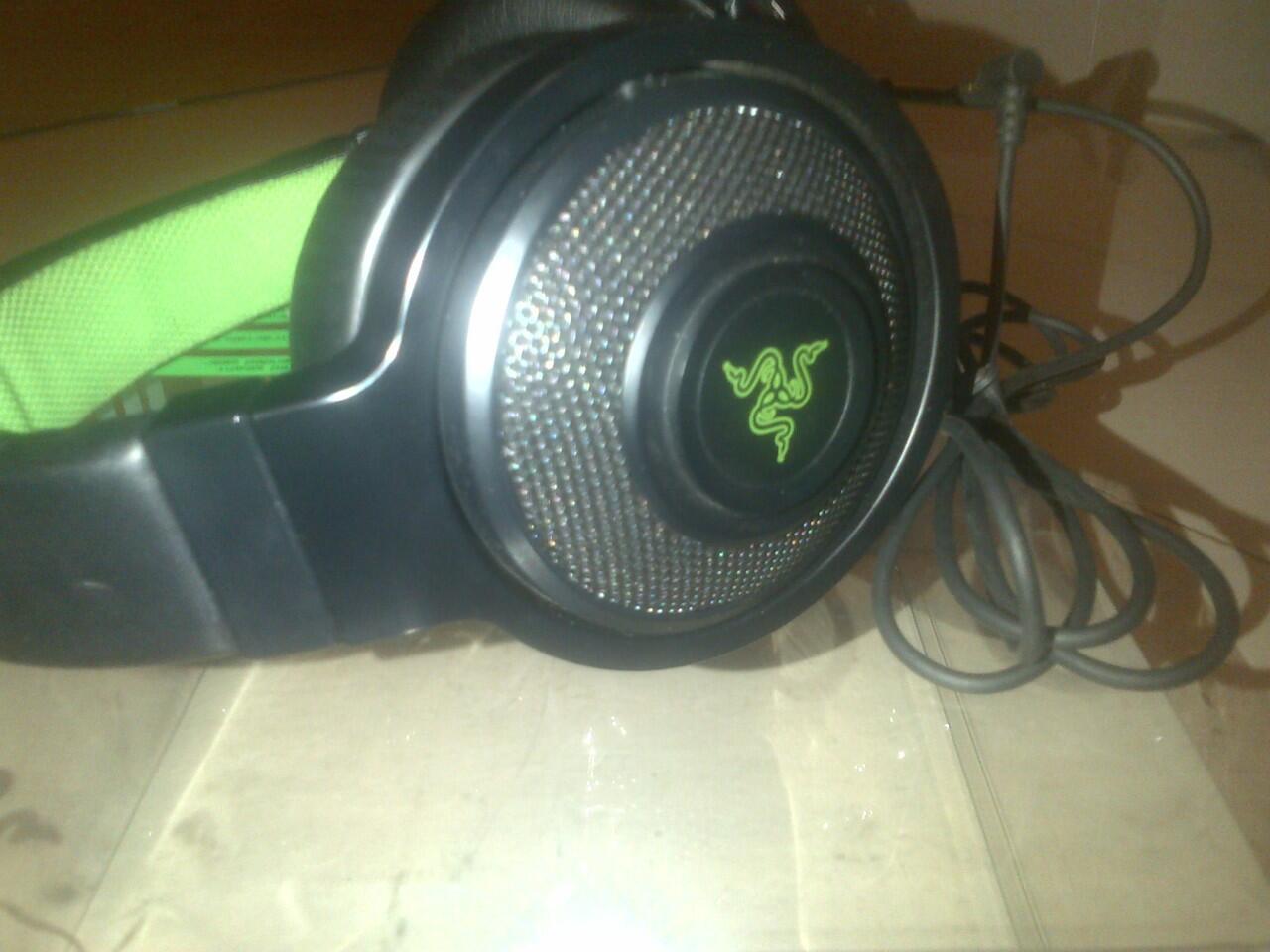 Jual PSP 3006 PB, Headset Razor Kraken Pro dan Kana Dota 2 mouse. Barang second.