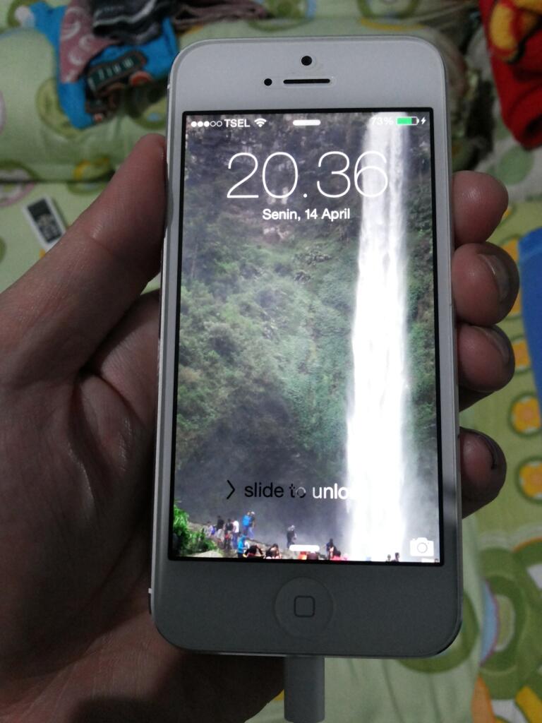 Jual Iphone 5 White Eks Garansi SES