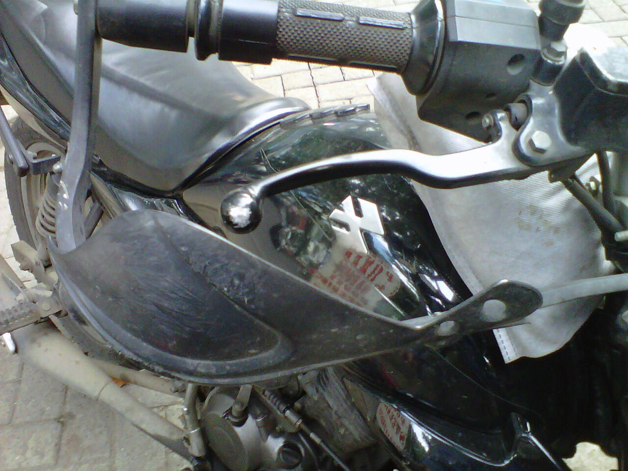 Jatuh dari motor gara2 ayam (jalur casablanca-satrio)