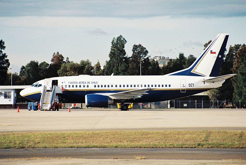 MENGENAL BOEING BUSSINES JET