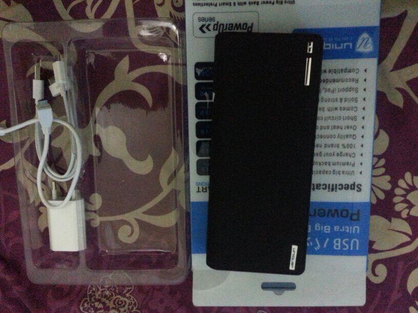 POWERBANK PREMIUM 30.000 MAH GRESS BANGETT.. BARU 2 HARI.. Murahh gann!!!!