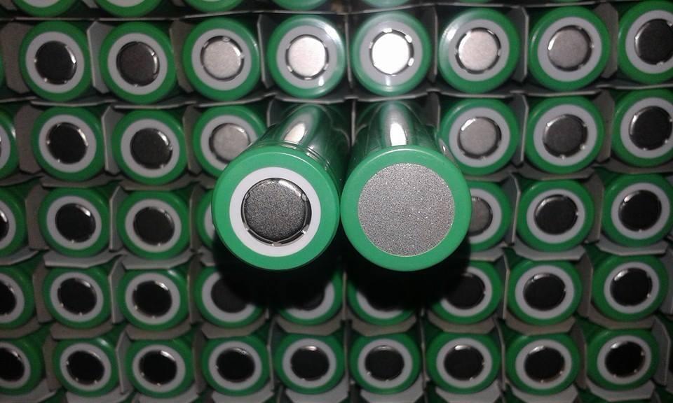 BATERAI LION 3,7 VOLT TIPE 18650 ORIGINAL SAMSUNG ICR18650-22FM 2250mAh NON PROTECTED