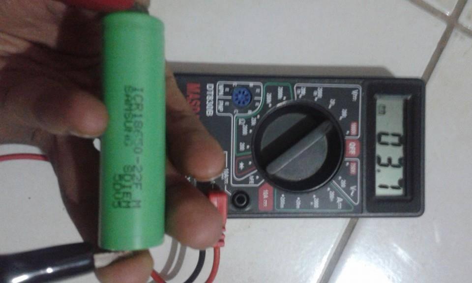 BATERAI LION 3,7 VOLT TIPE 18650 ORIGINAL SAMSUNG ICR18650-22FM 2250mAh NON PROTECTED