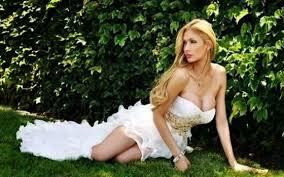 10 WANITA CANTIK INI TERLAHIR SEBAGAI PRIA