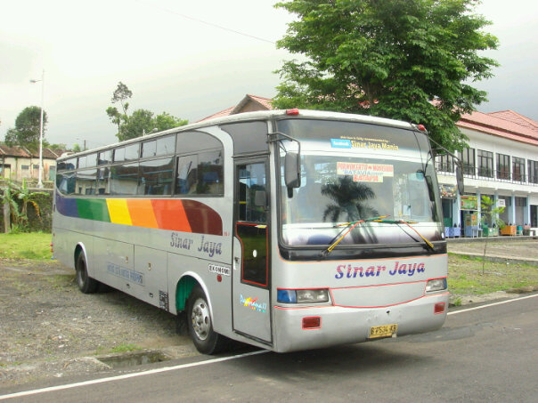 kelas kelas dan fasilitas yang ada di bus AKAP