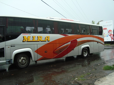 kelas kelas dan fasilitas yang ada di bus AKAP