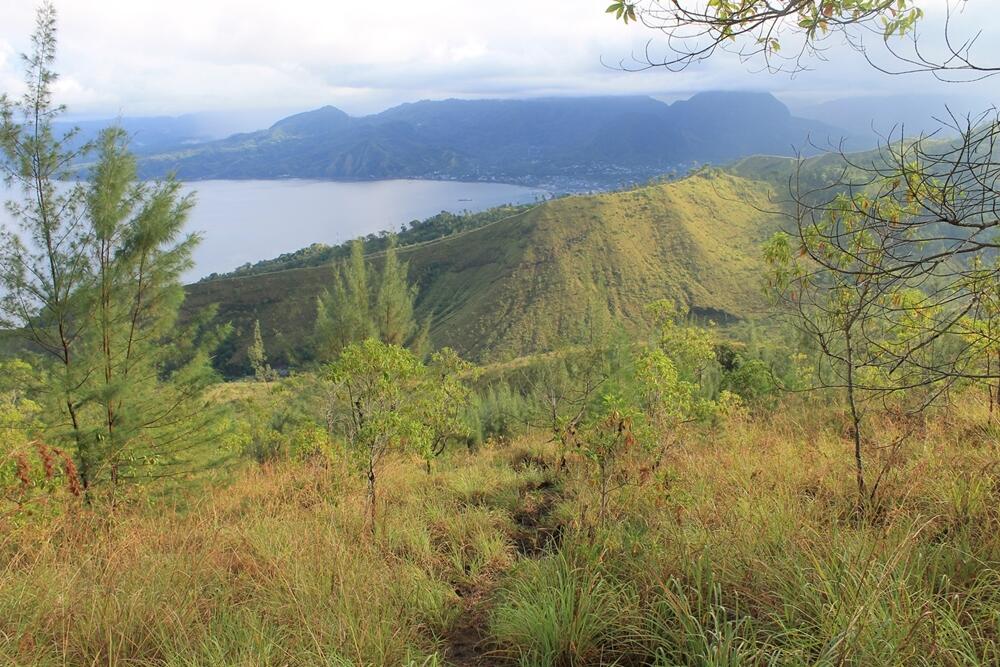 Mendaki Gunung Api Iya, Ende Flores